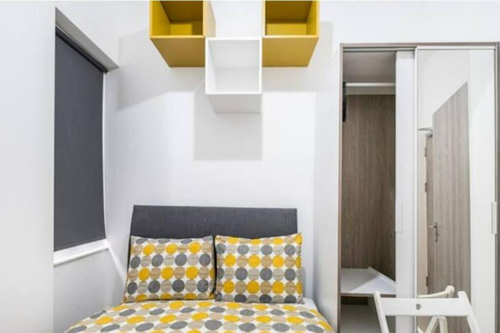 לונדון Boutique Modern Hotel Room For Two Near Tube And Bus Stations מראה חיצוני תמונה